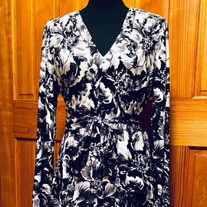 Kay Unger V neck floral dress